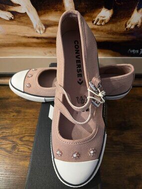 Woman's Shoes Converse Chuck Taylor All Star Dainty Mary Jane Ballet BEADS Sz 7